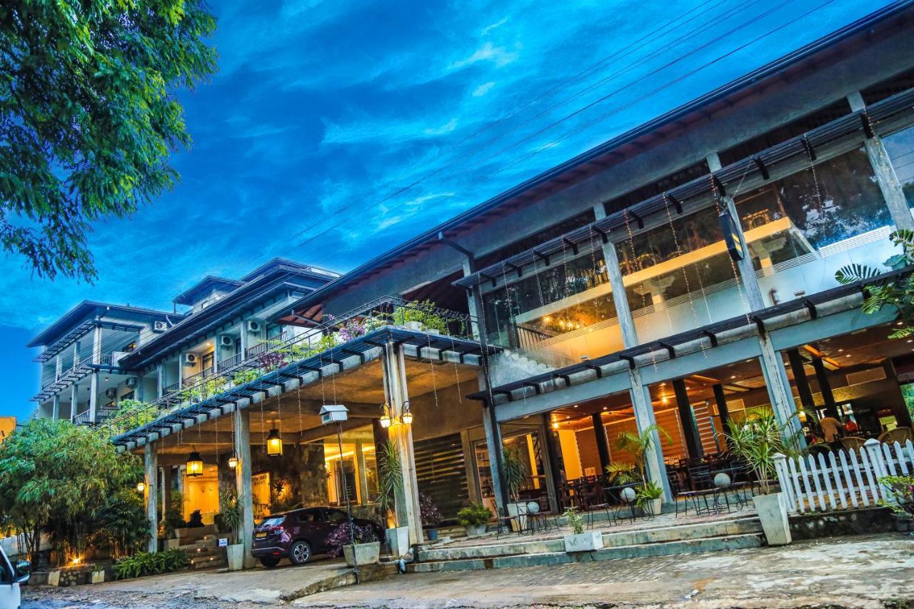โรงแรมโอ๊ค เรย์ เอลลา แก็ป ภายนอก รูปภาพ